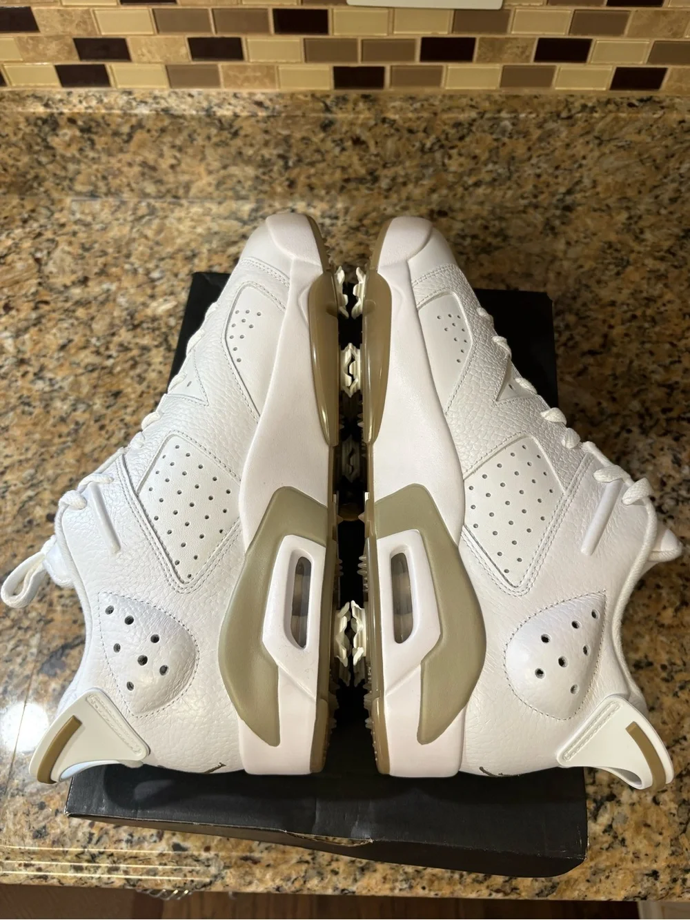 New Men’s Jordan Retro 6 Golf White Khaki Size 11.5